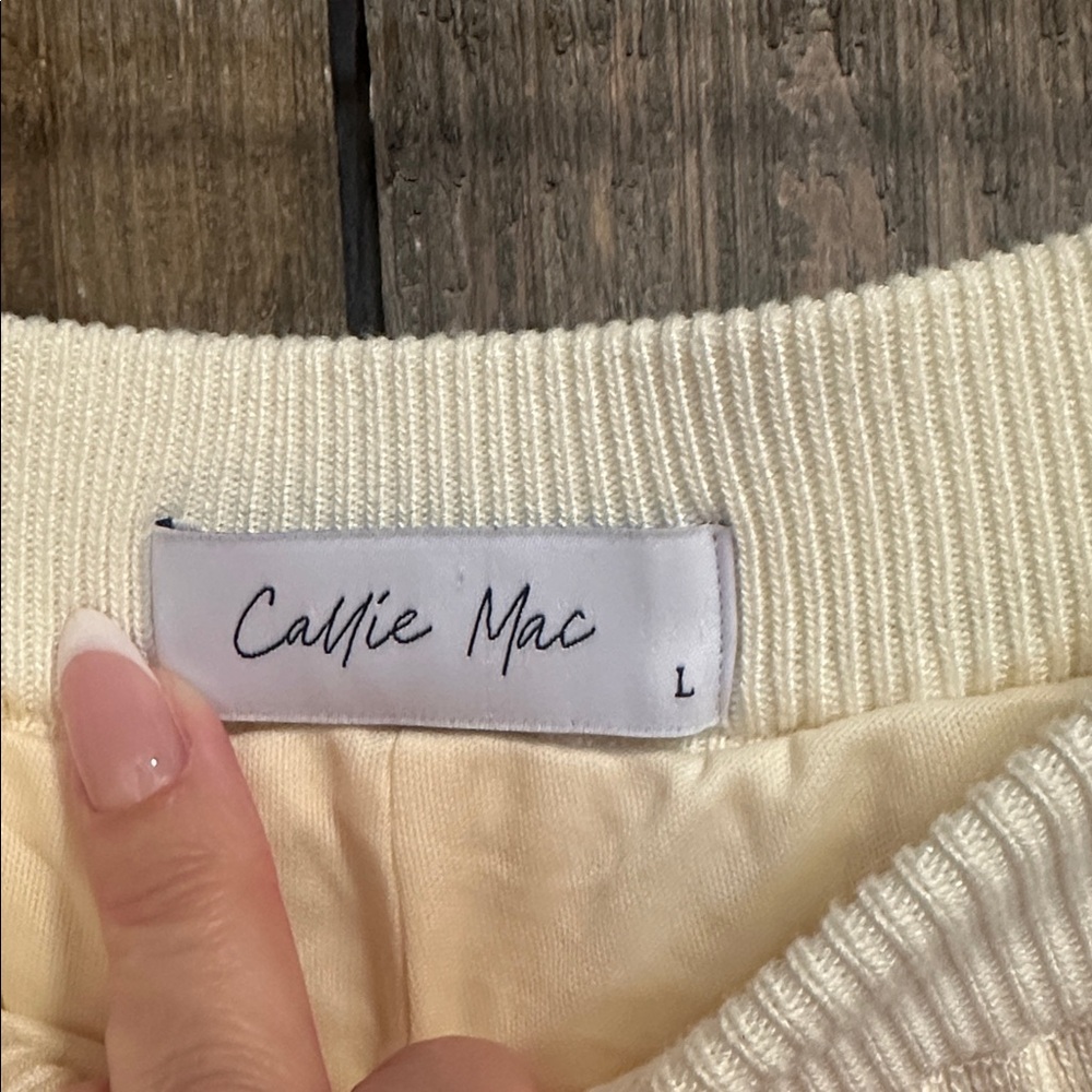 Callie Mac Ivory Black Stripe Hem Knit Pleated Preppy Skort Size Large - Picture 4 of 7